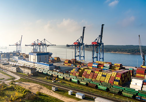 Lithuanian Port Pioneers Green Hydrogen Supply for Transport Users